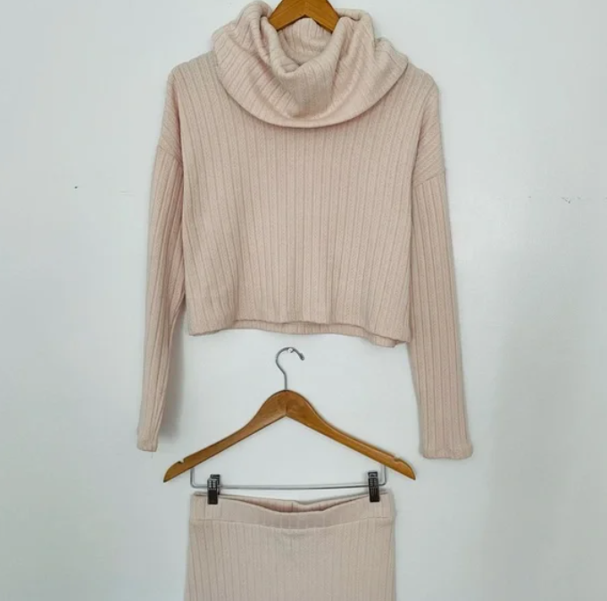 2 Piece Sweater Skirt Set